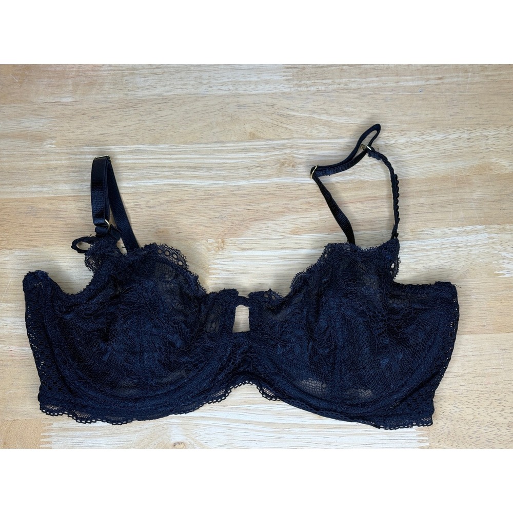 Sam Edelman Black Floral Lace Unlined Underwire Bra 32DD Scalloped Trim